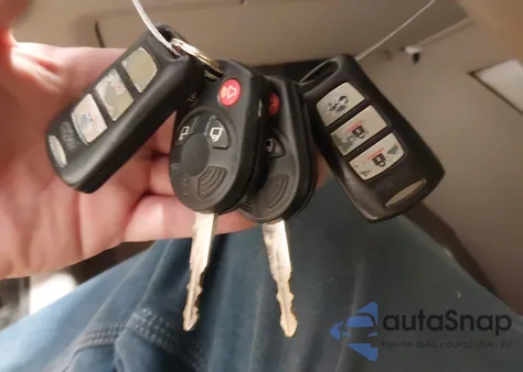 2010 Mercury Mariner Premier z USA, uszkodzony, nr VIN 4M2CN9HG2AKJ19690